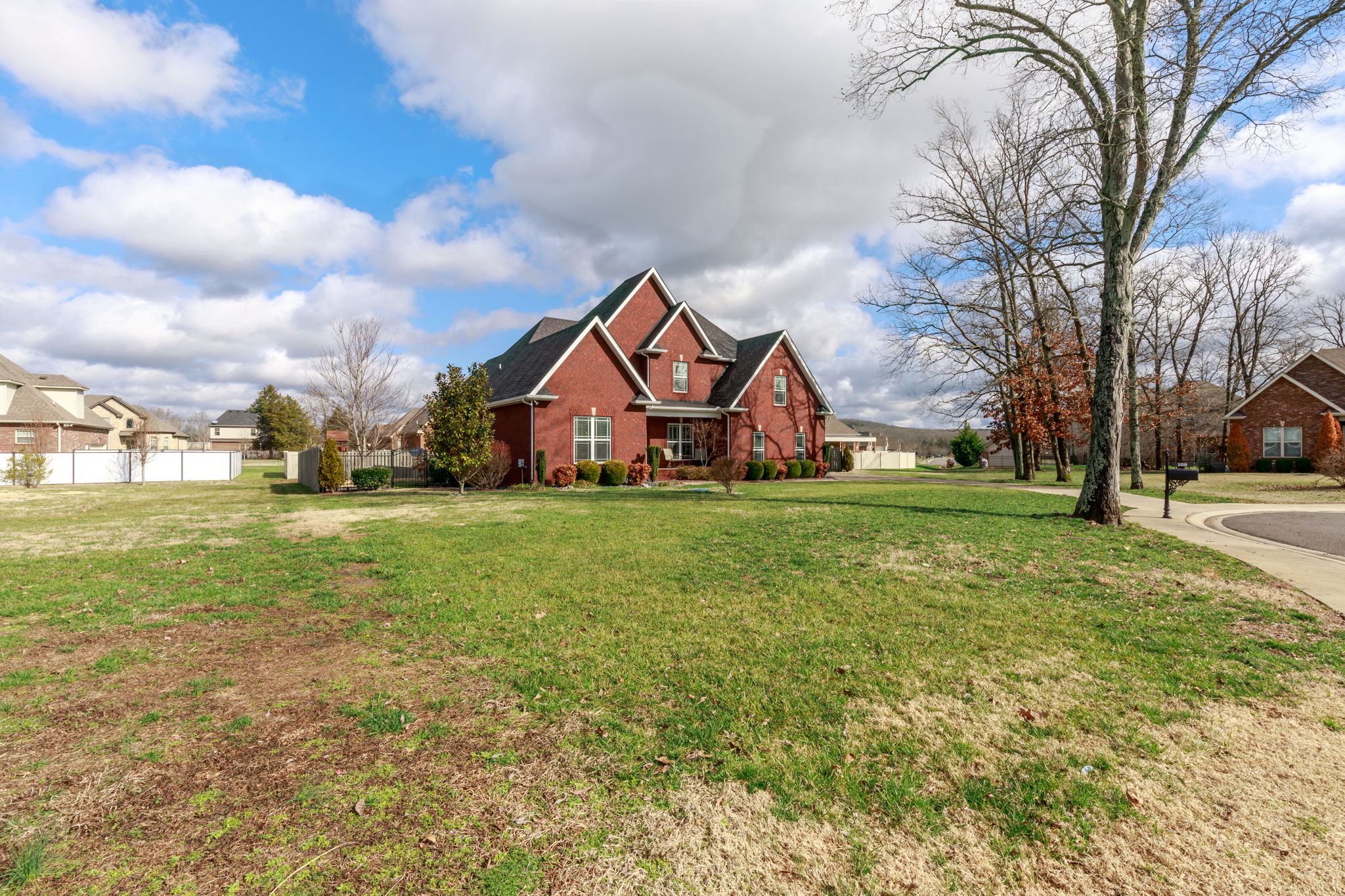  108 Sweet Bay Ct, Murfreesboro, TN 37128, US Photo 2