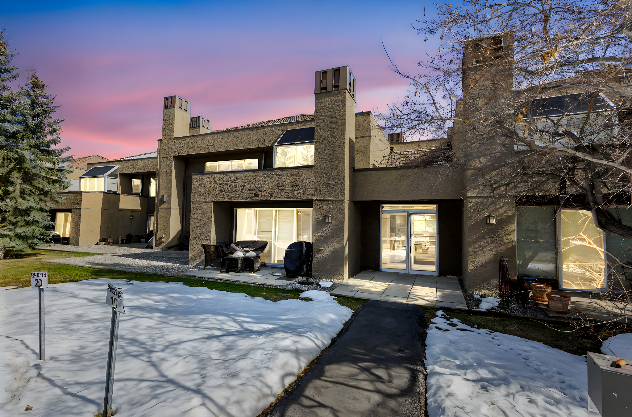 OpenDwelling_ 108 Village Heights SW, Calgary-29 day to dusk.jpeg