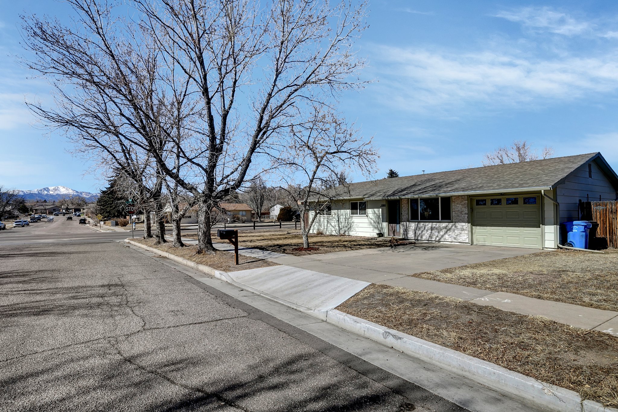 1080 Western Dr, Colorado Springs, CO 80915 | PixVid