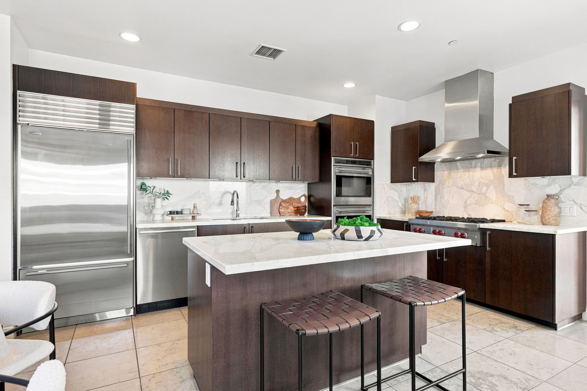 014_F8_10800 Wilshire Blvd 403