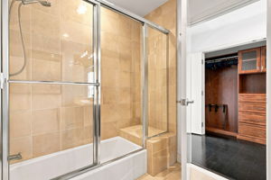 043_F8_10800 Wilshire Blvd 403