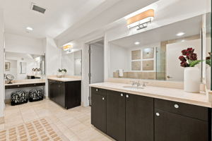 044_F8_10800 Wilshire Blvd 403