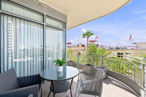 050_F8_10800 Wilshire Blvd 403