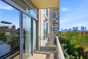 051_F8_10800 Wilshire Blvd 403