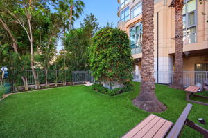 052_F8_10800 Wilshire Blvd 403