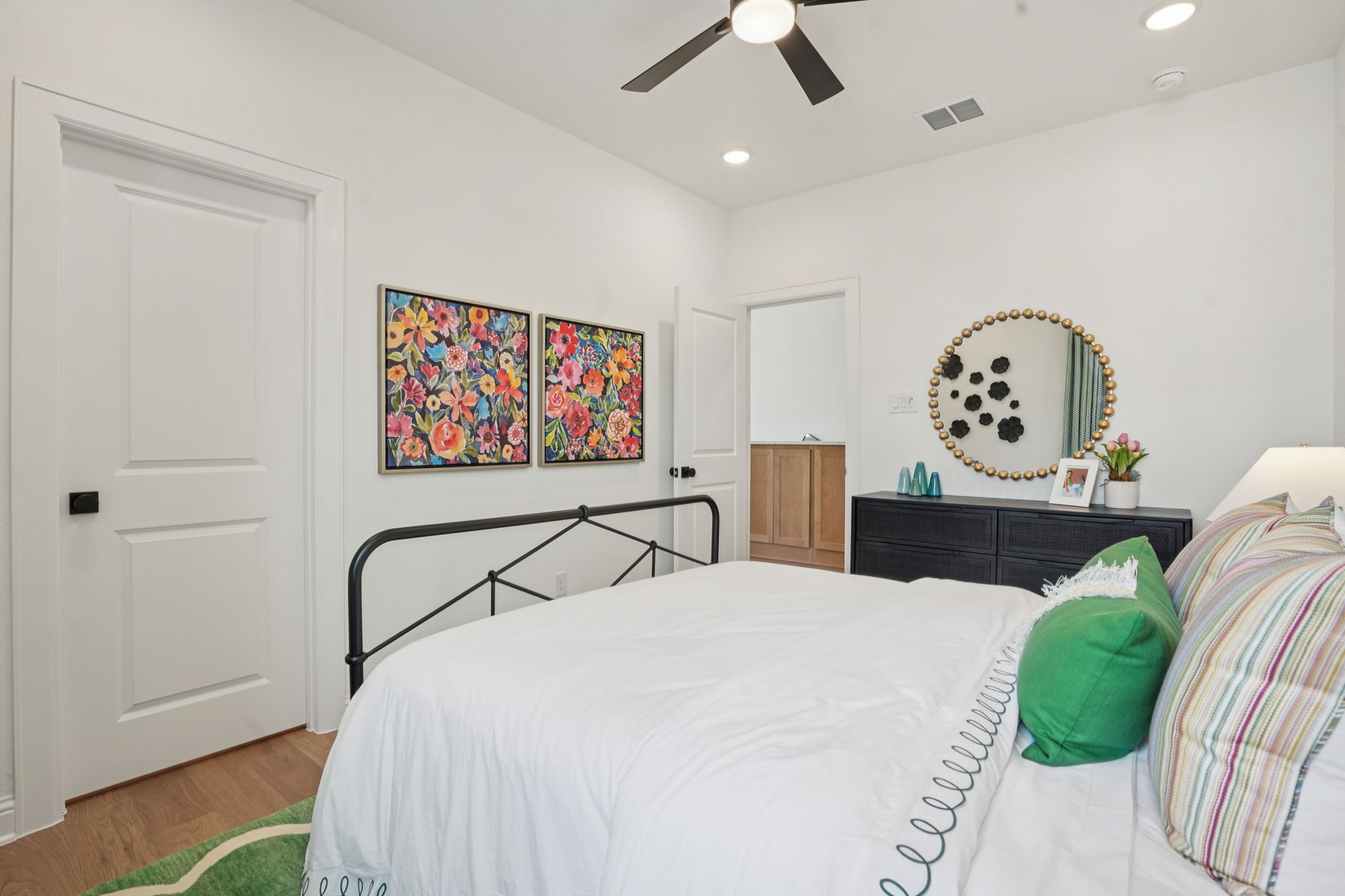 10802 pioneer point-S1912-038