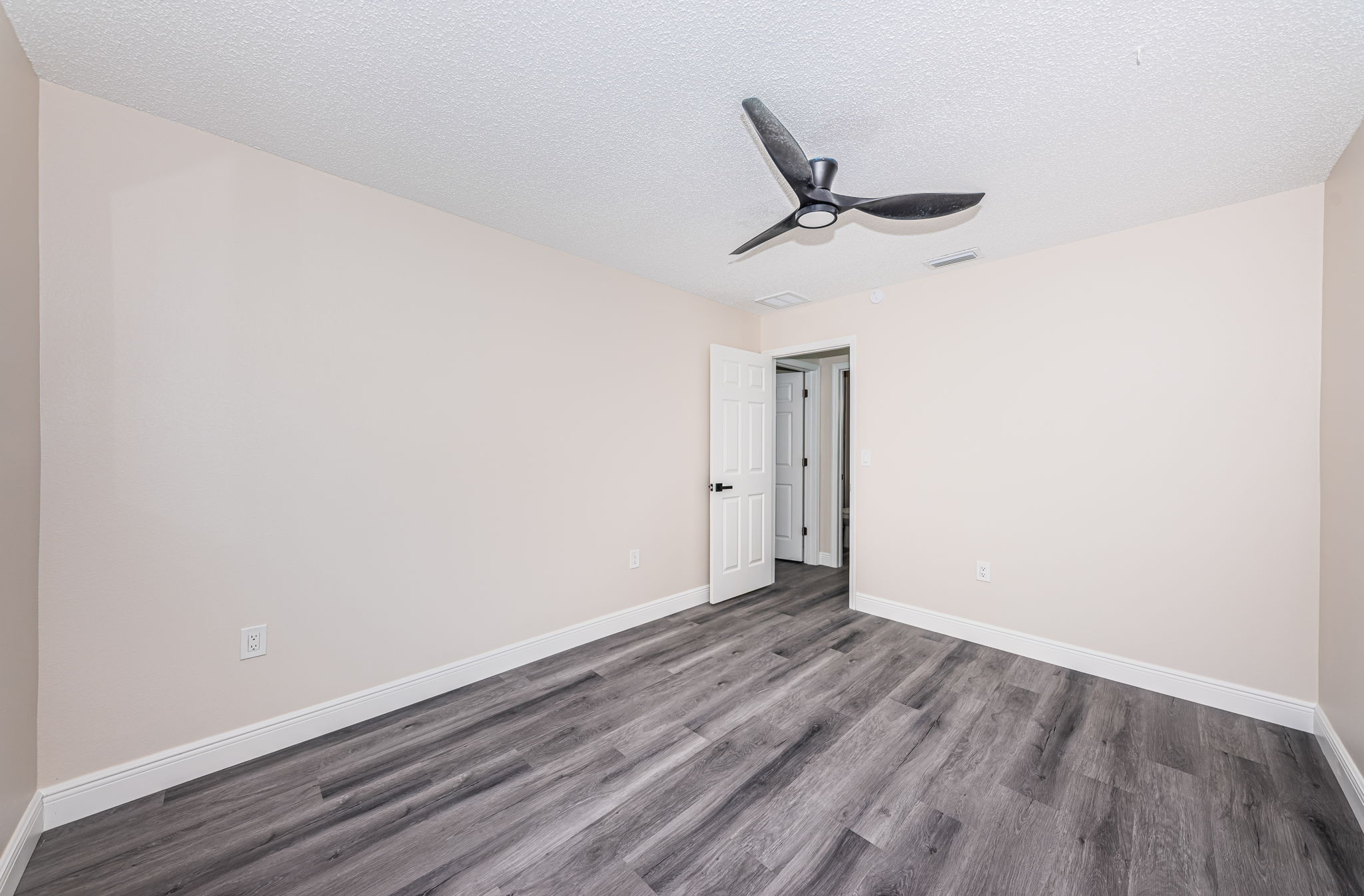 Bedroom 3b