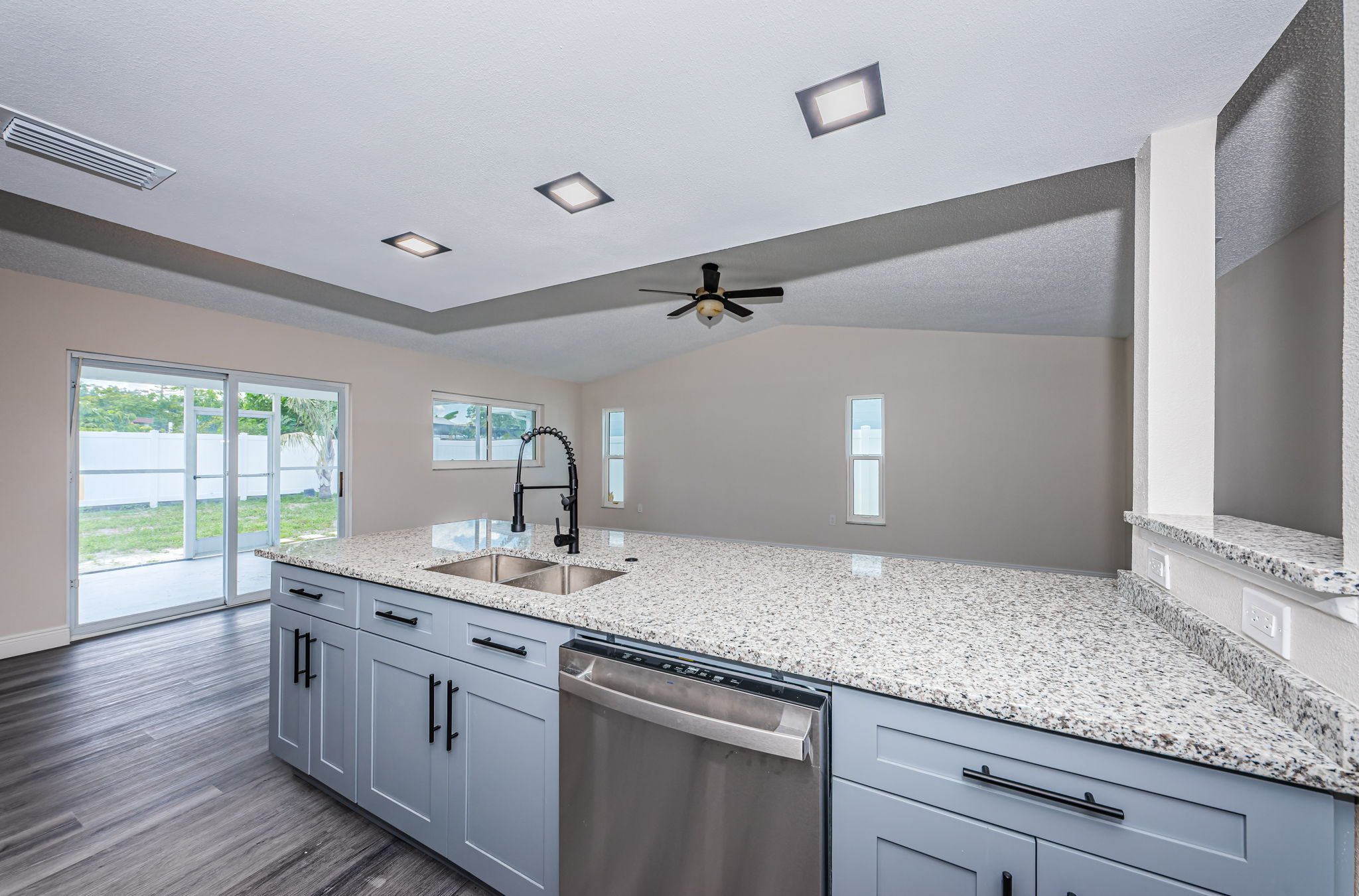 Kitchen 7