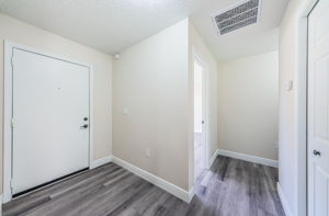 Foyer 1