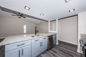Kitchen 4