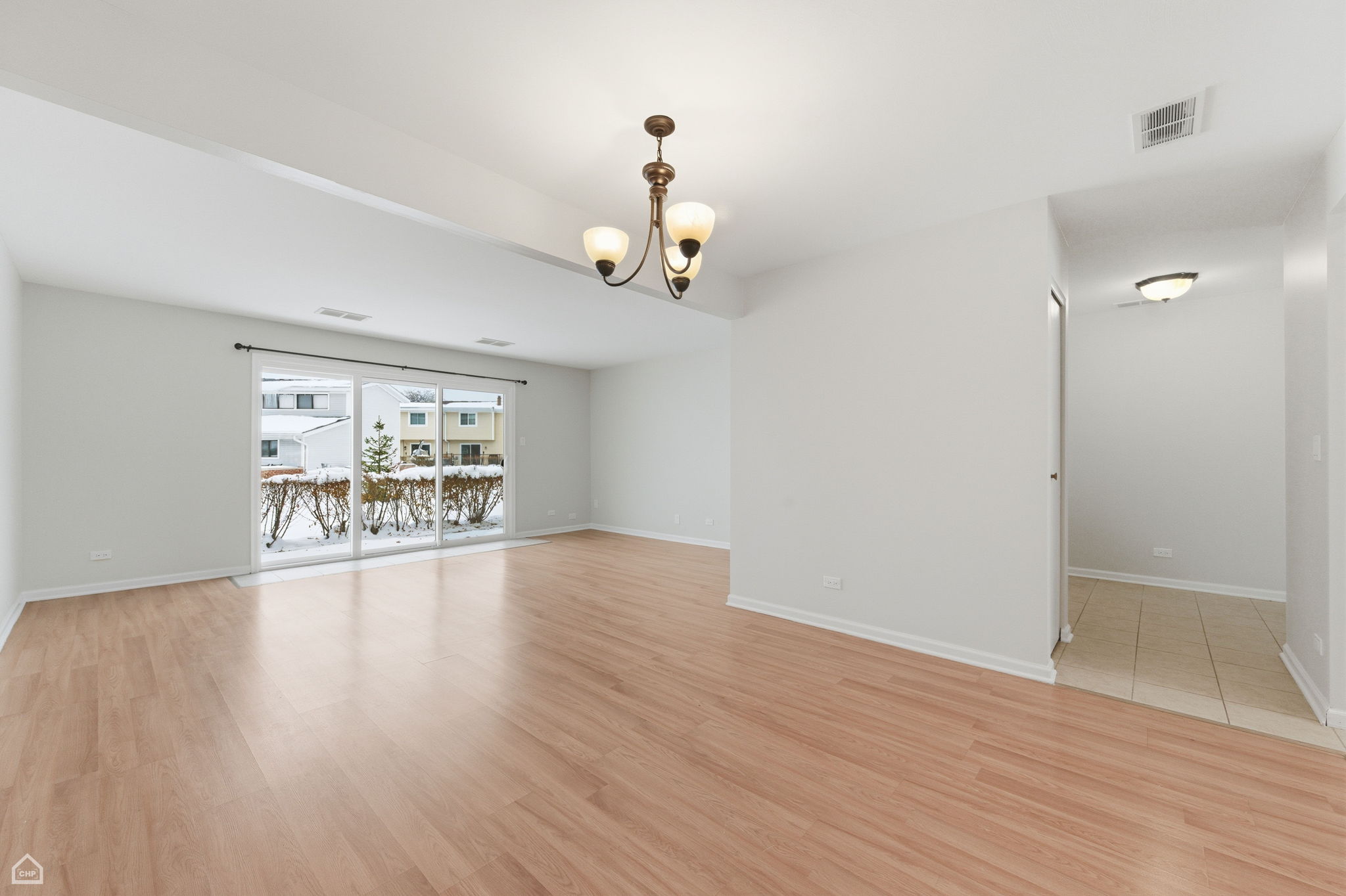 1081 Pinehurst Ln - Jarek Jaroslaw Jastrzebski_CHP2025_006