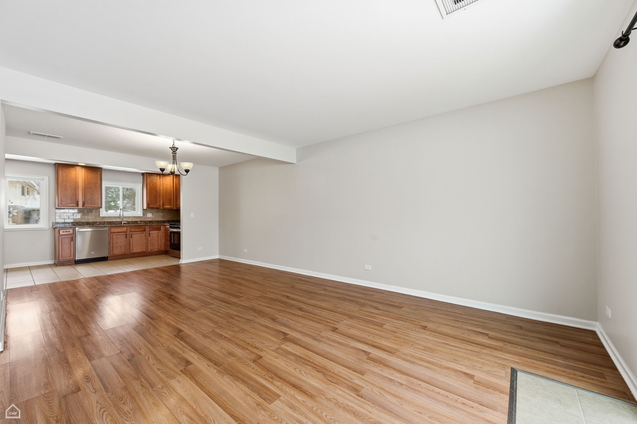 1081 Pinehurst Ln - Jarek Jaroslaw Jastrzebski_CHP2025_009