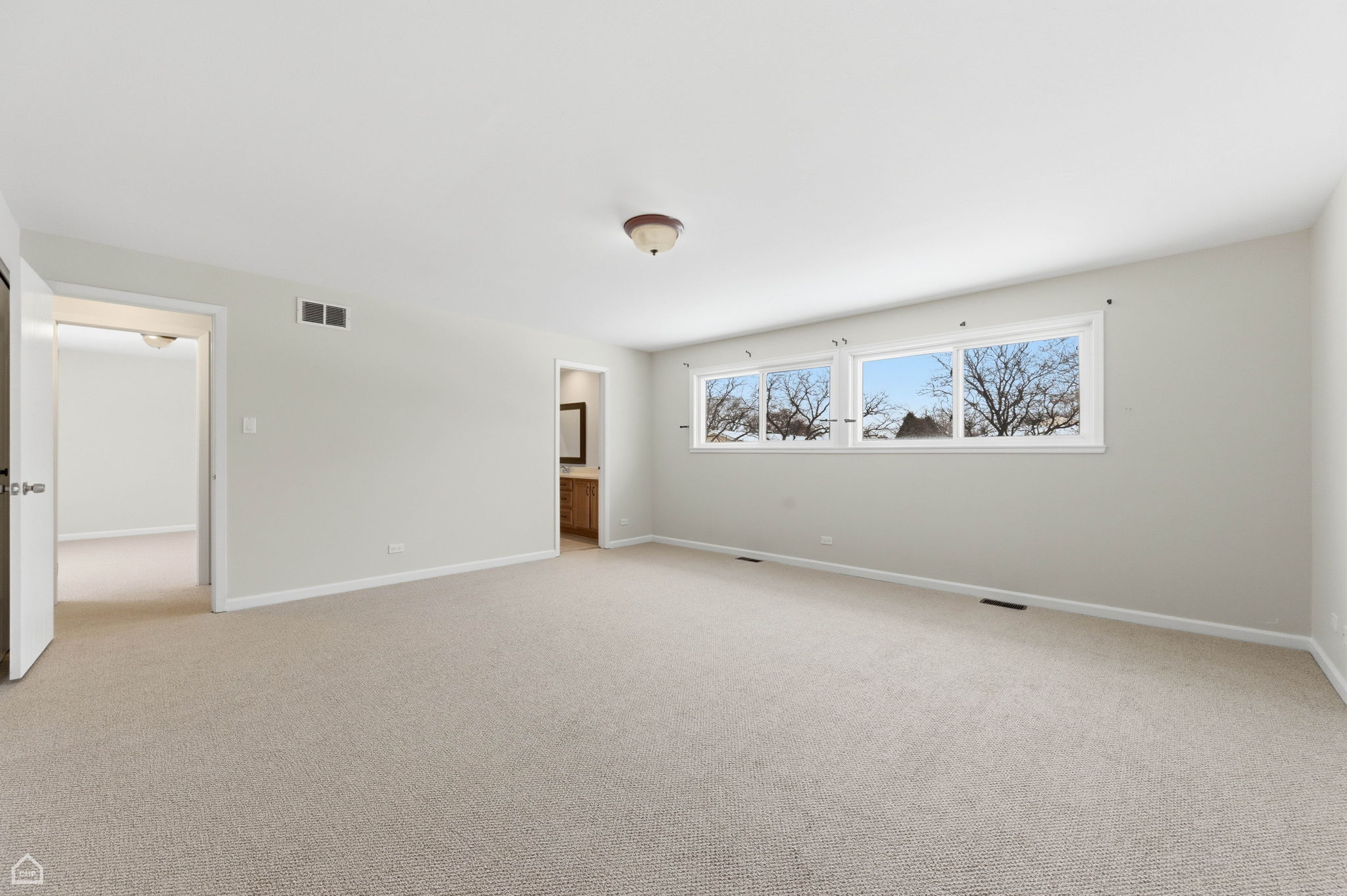 1081 Pinehurst Ln - Jarek Jaroslaw Jastrzebski_CHP2025_023