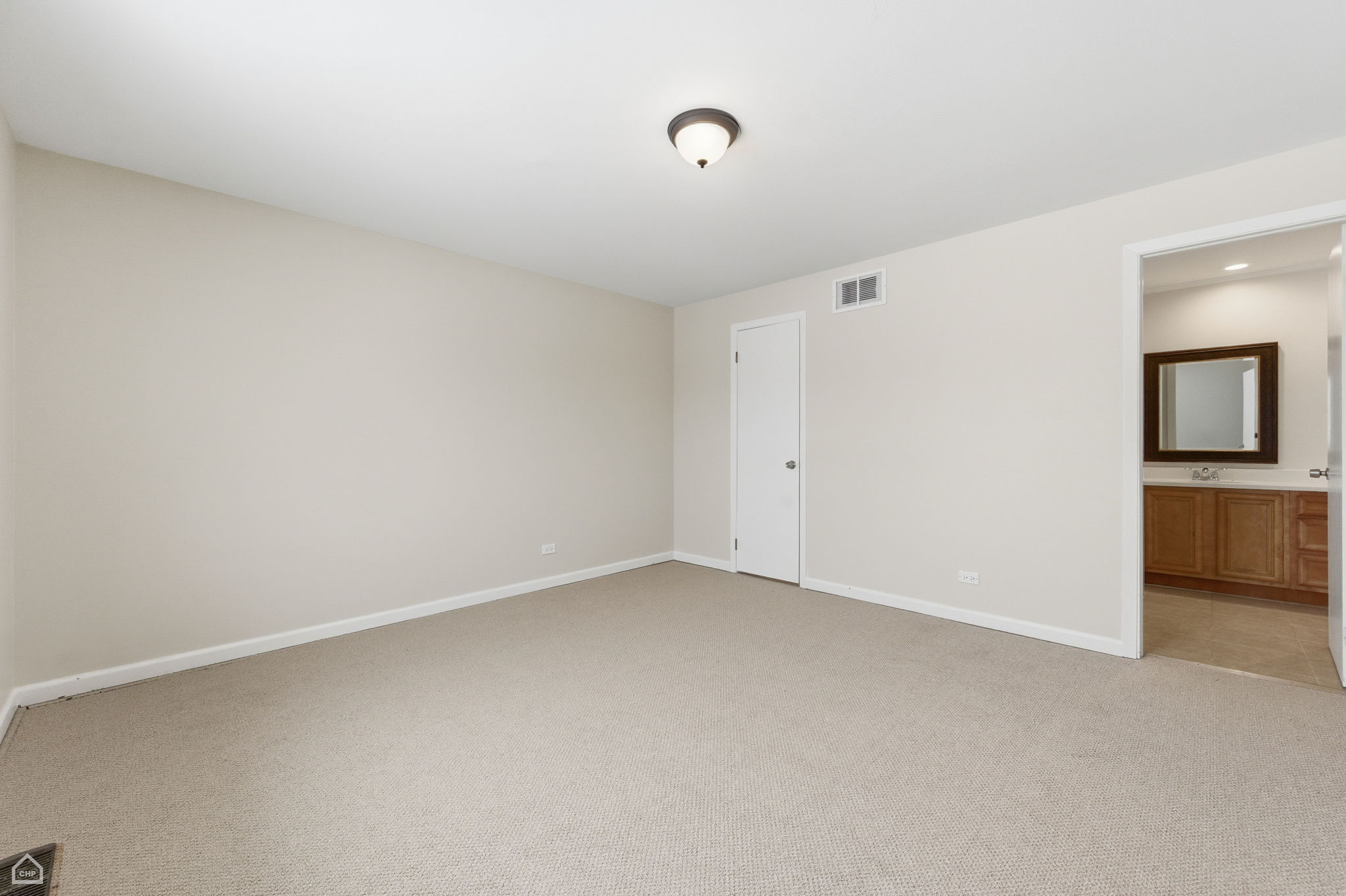 1081 Pinehurst Ln - Jarek Jaroslaw Jastrzebski_CHP2025_026