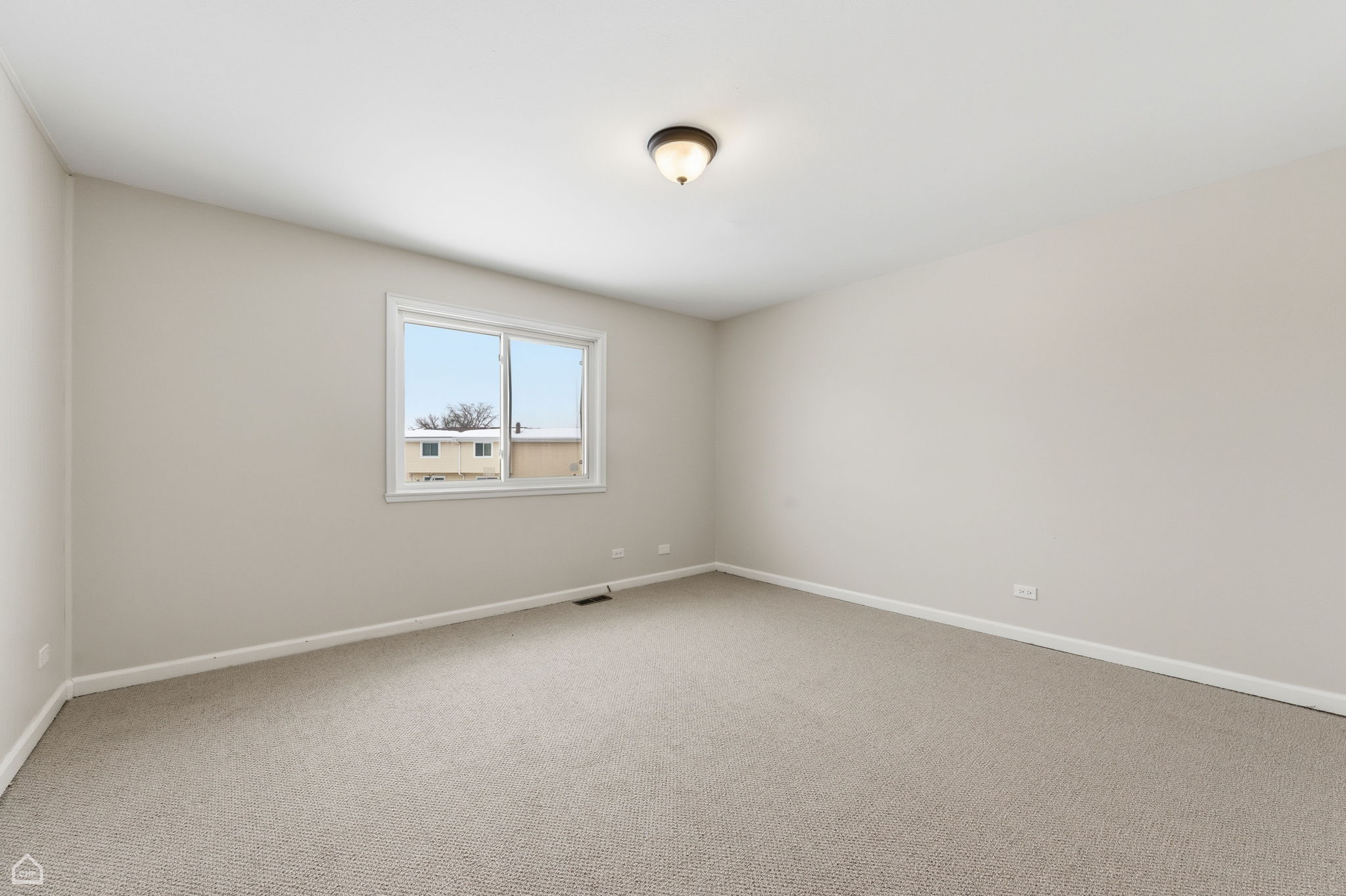 1081 Pinehurst Ln - Jarek Jaroslaw Jastrzebski_CHP2025_027