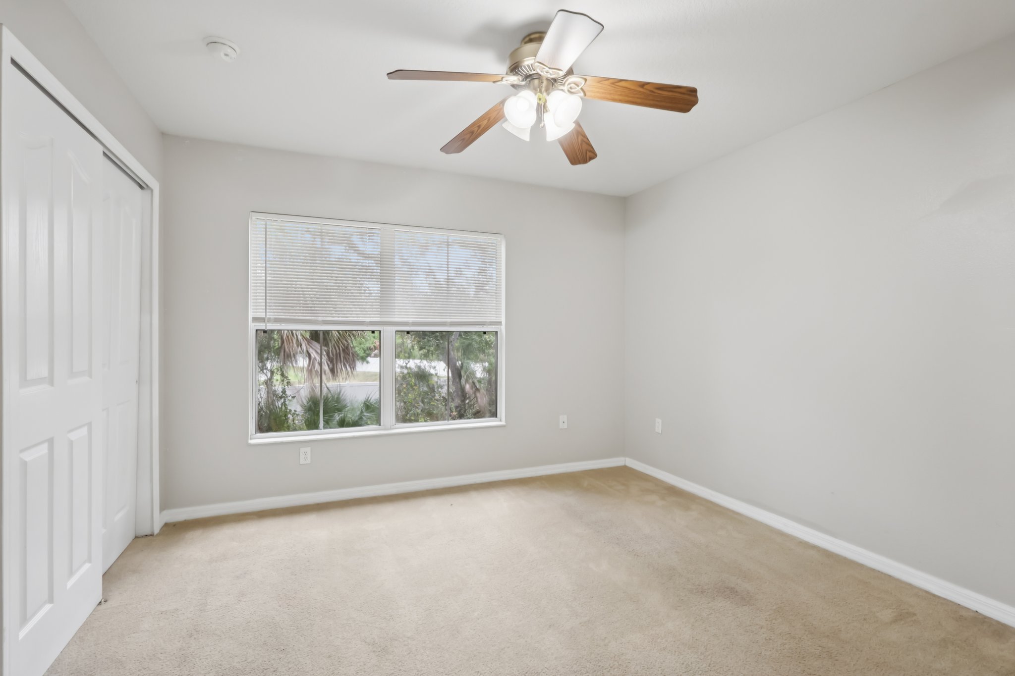 Kensington Park Ave-S1601-023.jpg