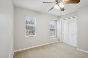 Kensington Park Ave-S1601-016.jpg