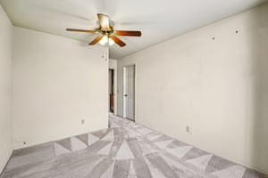 Plumas Rd-S0810-017.jpg
