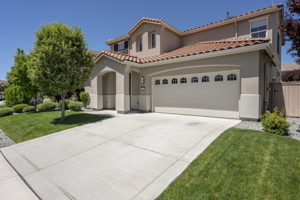 10819 Walnut Ridge Dr, Reno, NV 89521, USA Photo 1