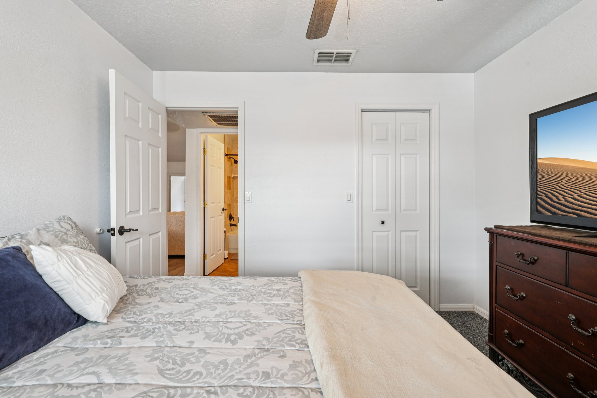 43rd St-S1112-019.jpg