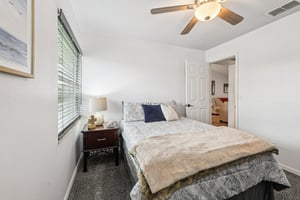 43rd St-S1112-018.jpg