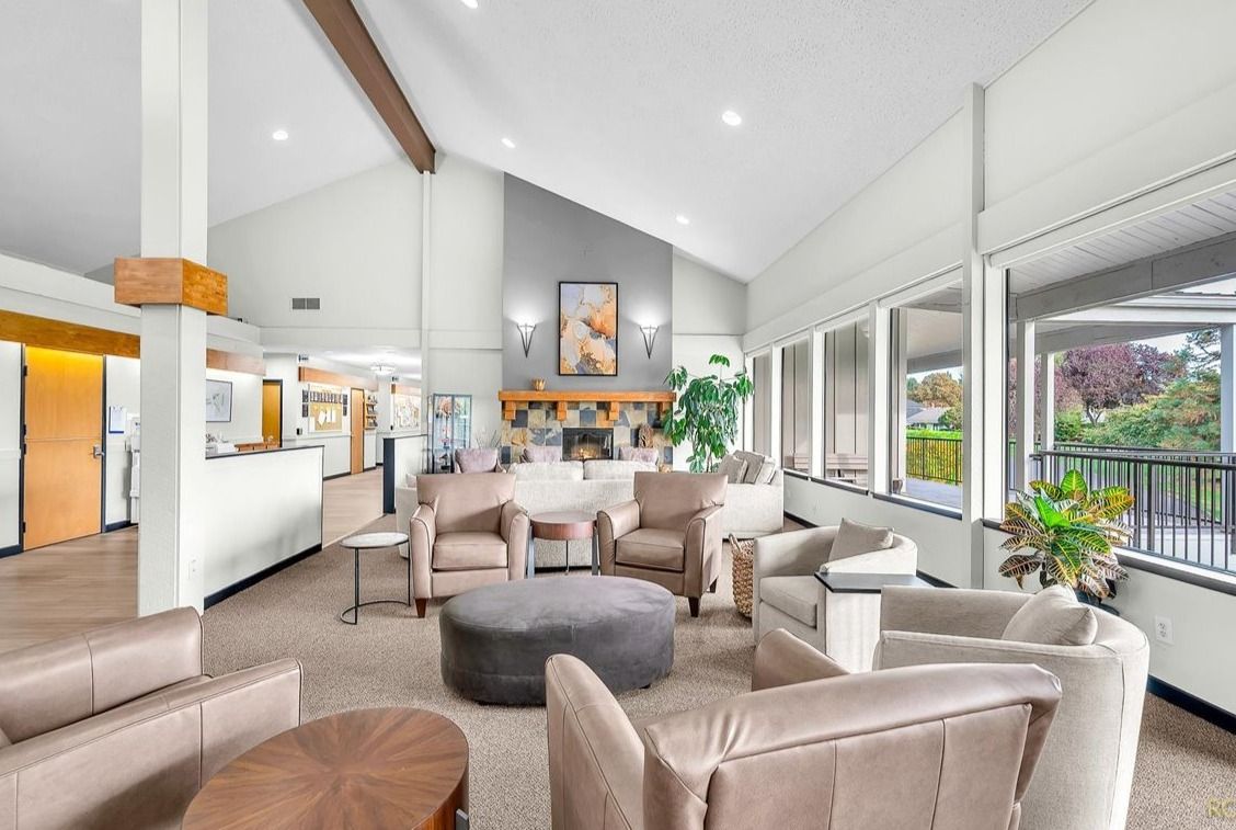 Community Clubhouse - Lounge