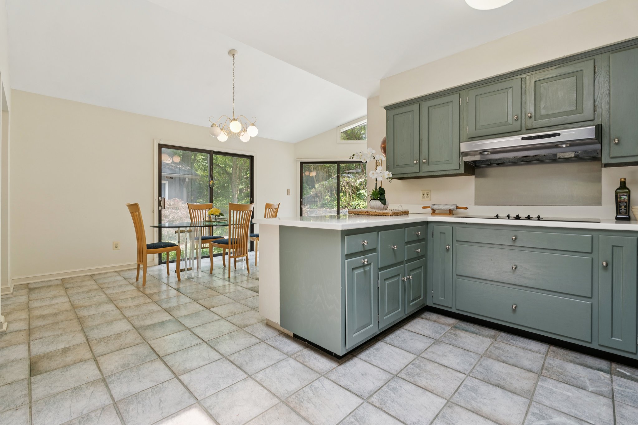 Spacious Kitchen Area