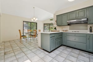 Spacious Kitchen Area