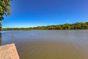 10 River Dock