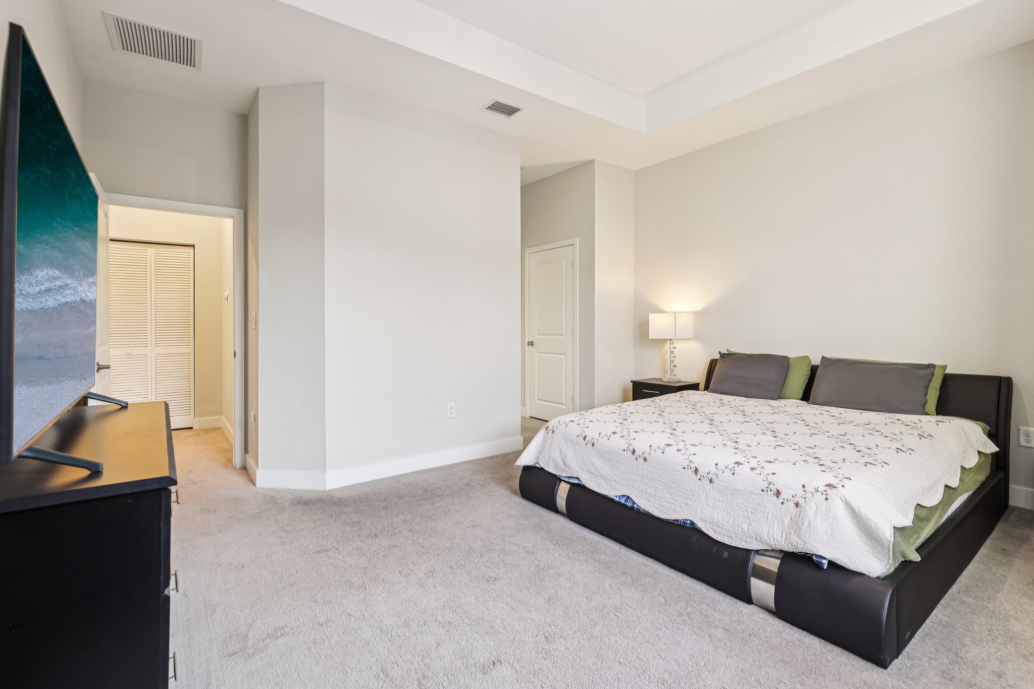 SW 235th St-S2703-016.jpg