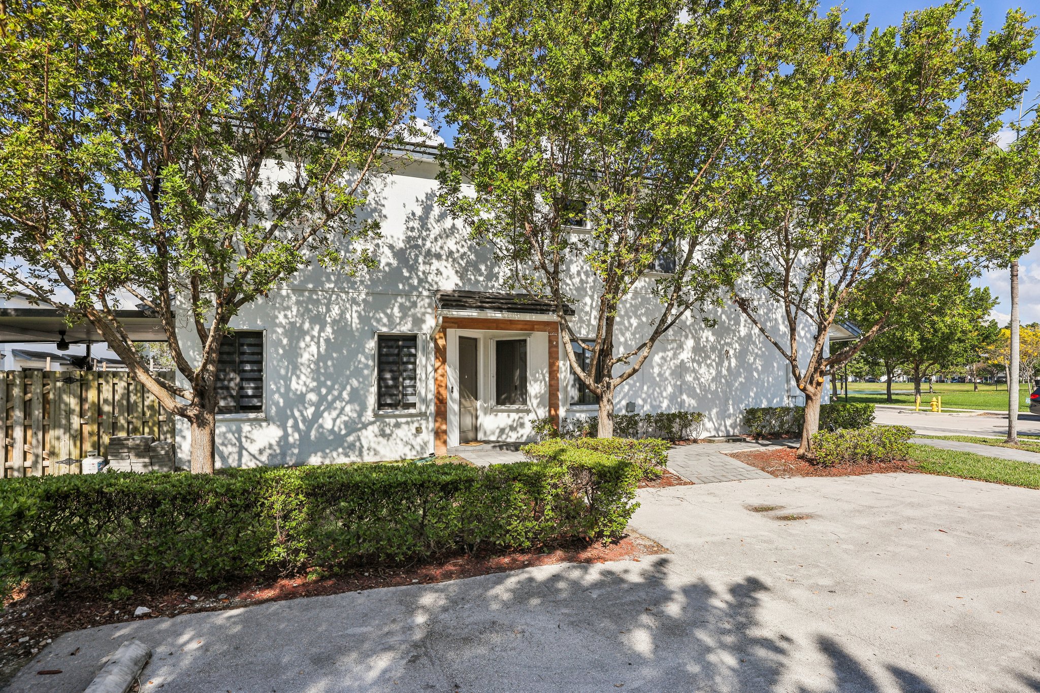 SW 235th St-S2703-043.jpg