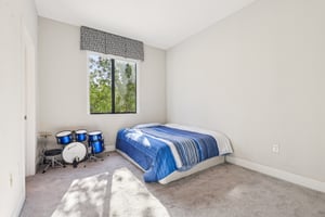 SW 235th St-S2703-026.jpg