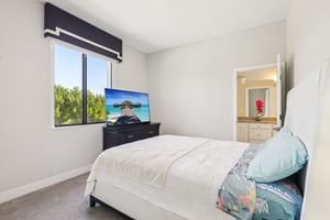 SW 235th St-S2703-033.jpg