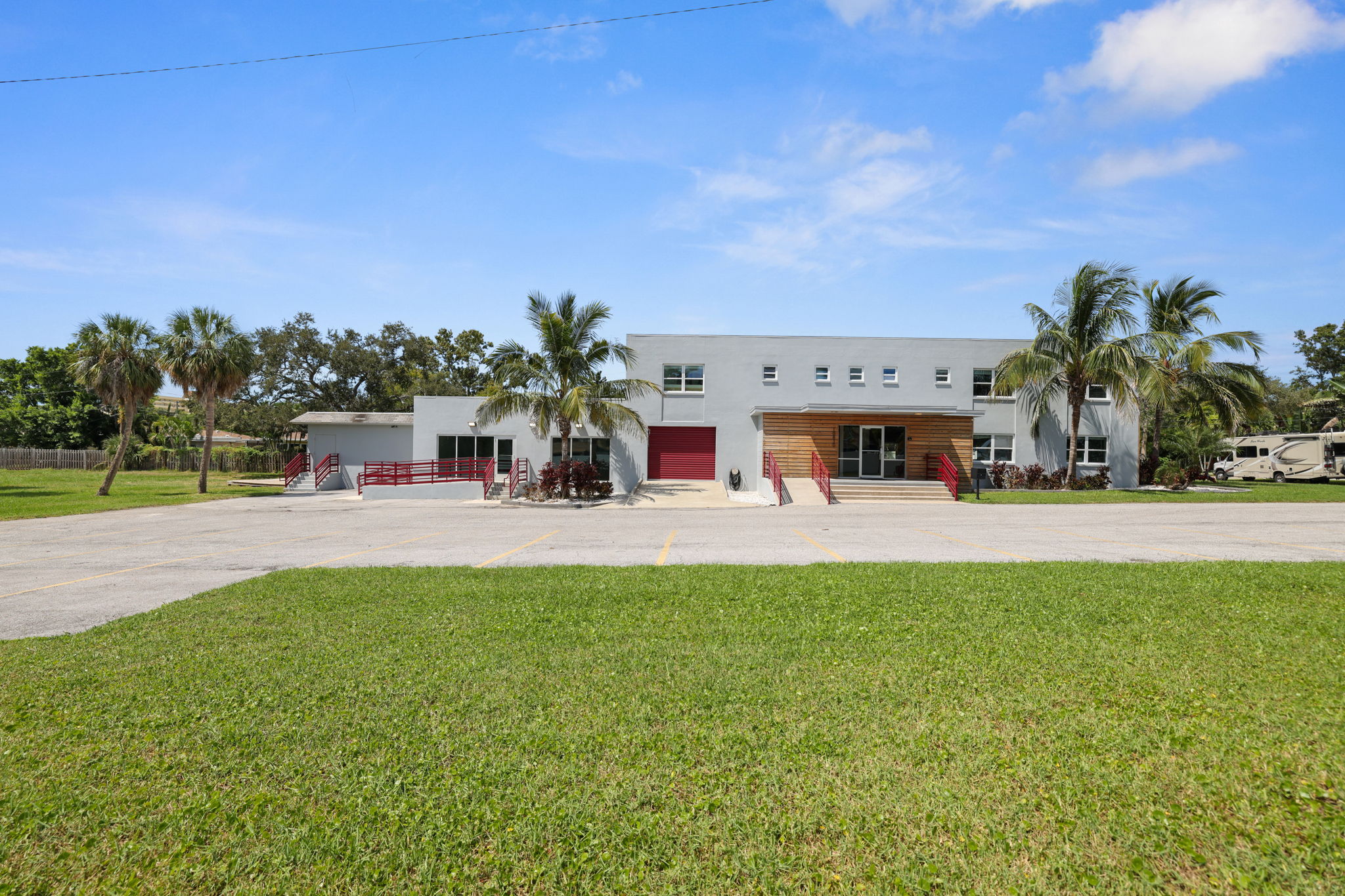 Front - 495A7354 (1)