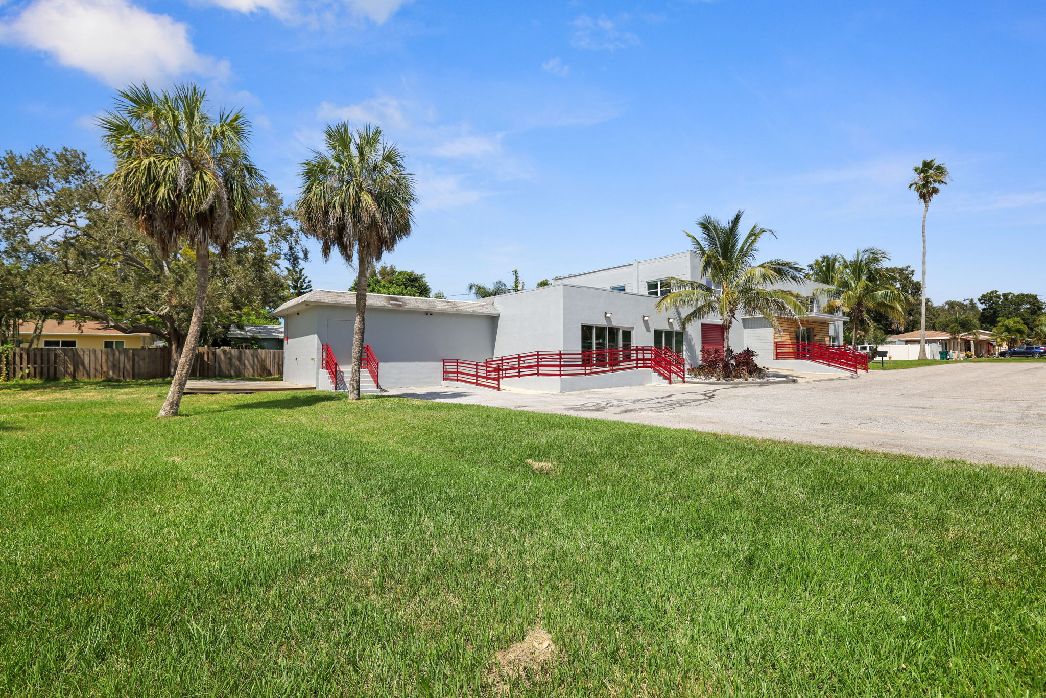 Front - 495A7381 (1)