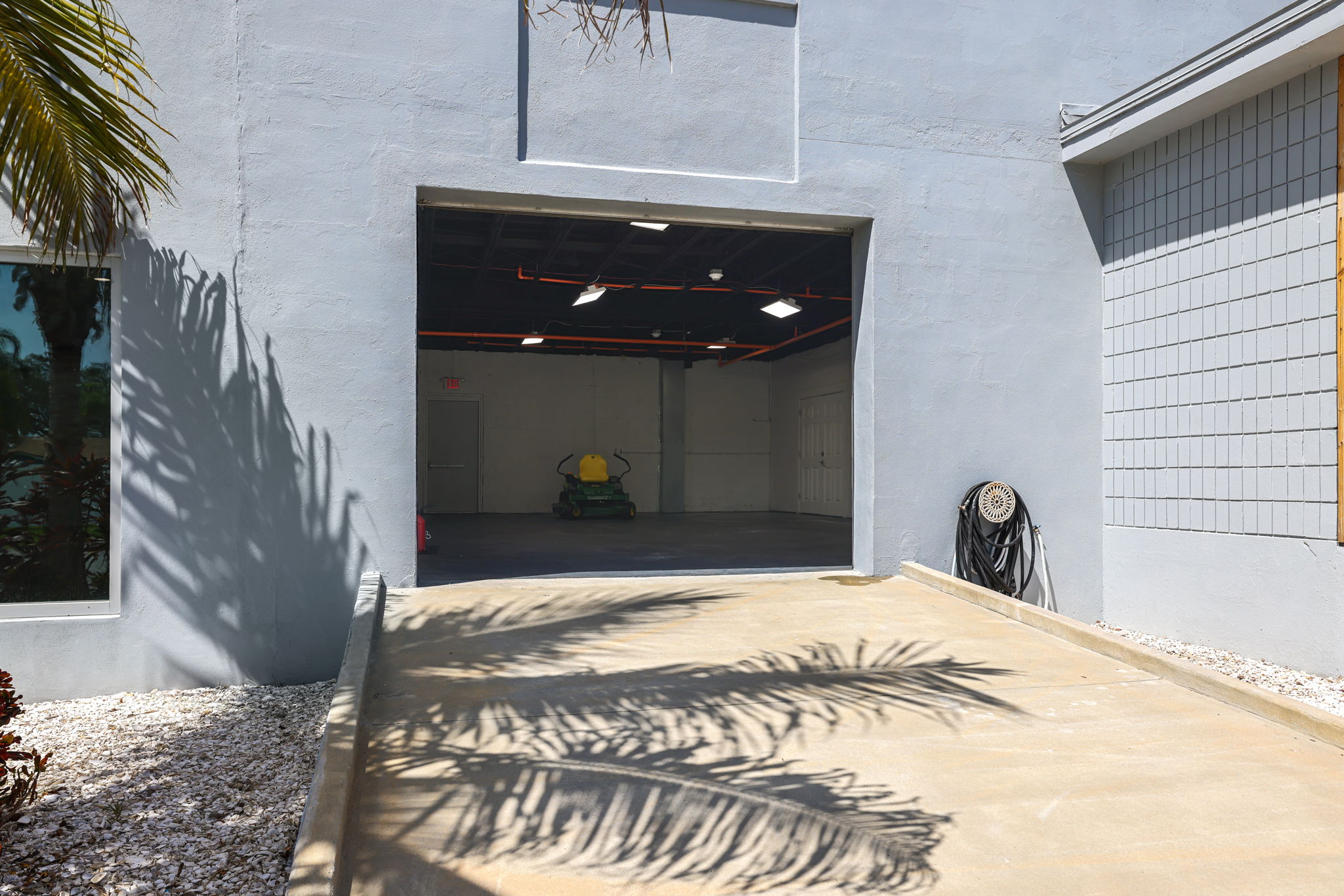 Garage Ext OPEN - 495A7348 (1)