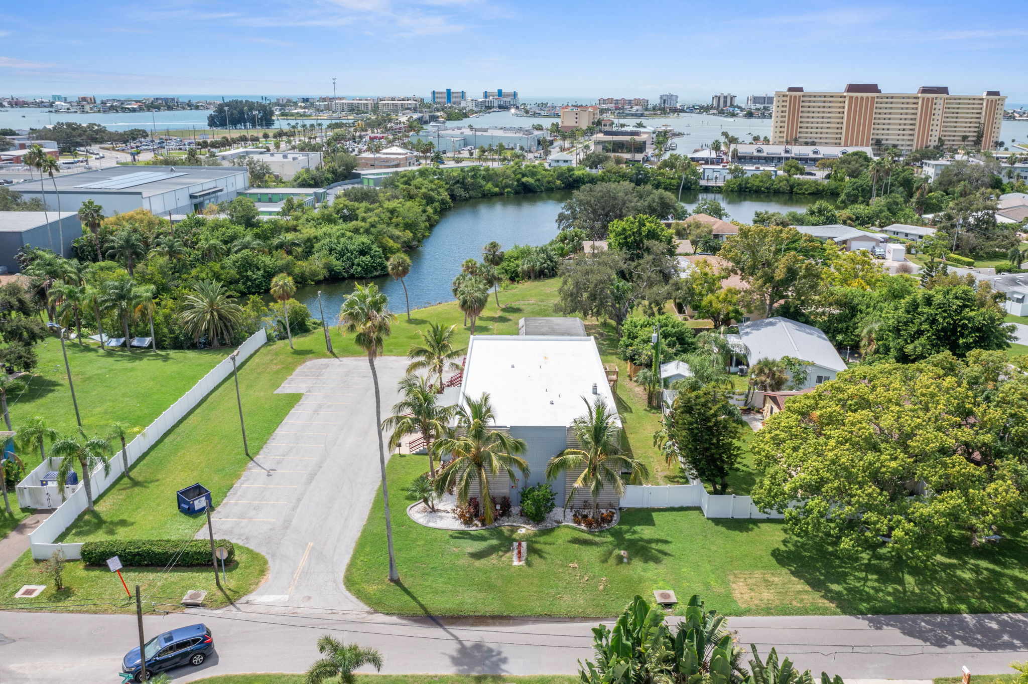 Side Drone - DJI_0811