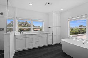 Bathroom 1 - 495A7254 (1)