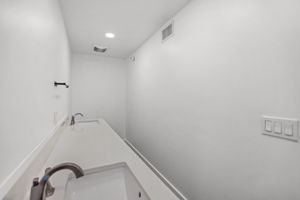 Bathroom 2 - 495A7230 (1)