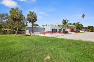 Front - 495A7381 (1)