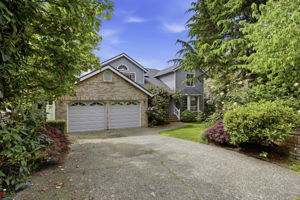 003_F8_10831 NE 64th St