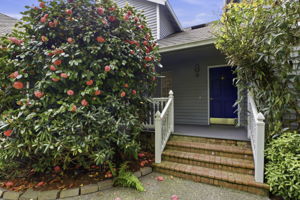 005_F8_10831 NE 64th St