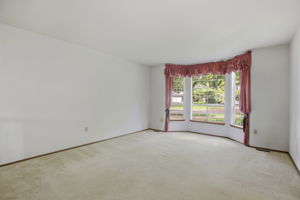 007_F8_10831 NE 64th St