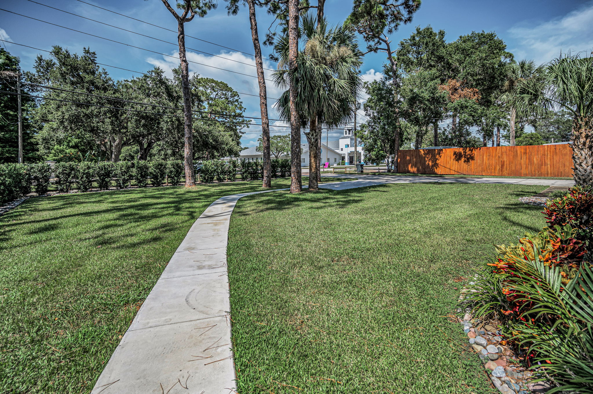 Frontyard1