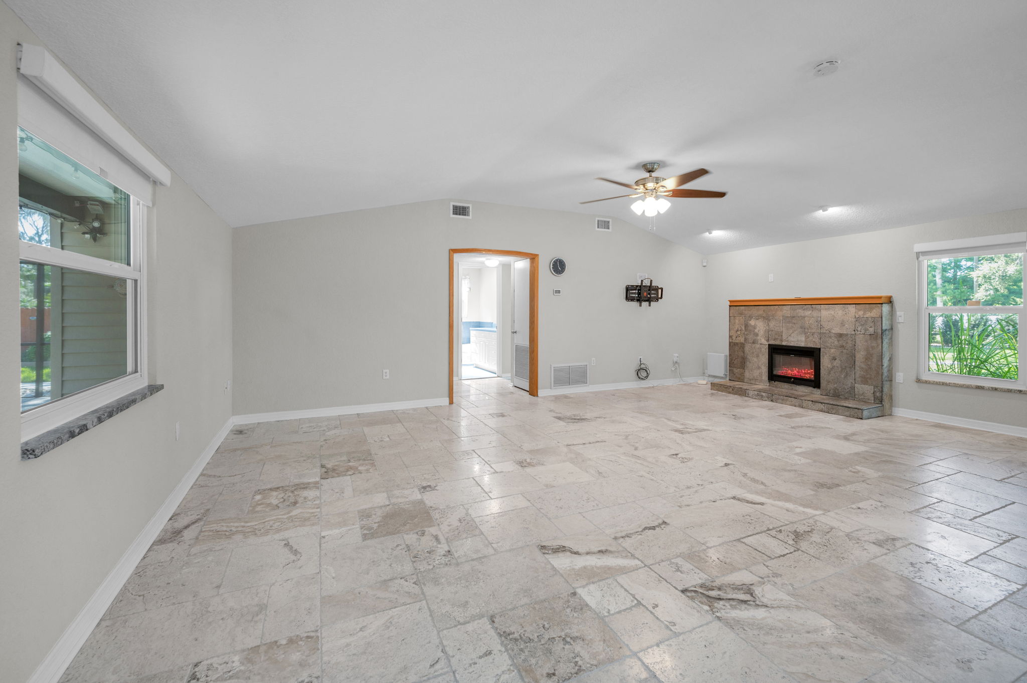 Living Room4