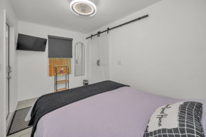 Guest Quarters6