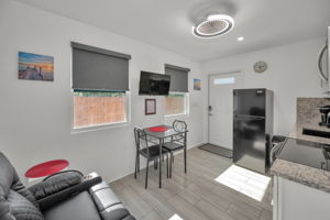 Guest Quarters14
