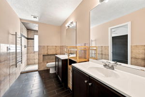 Primary Bathroom1a