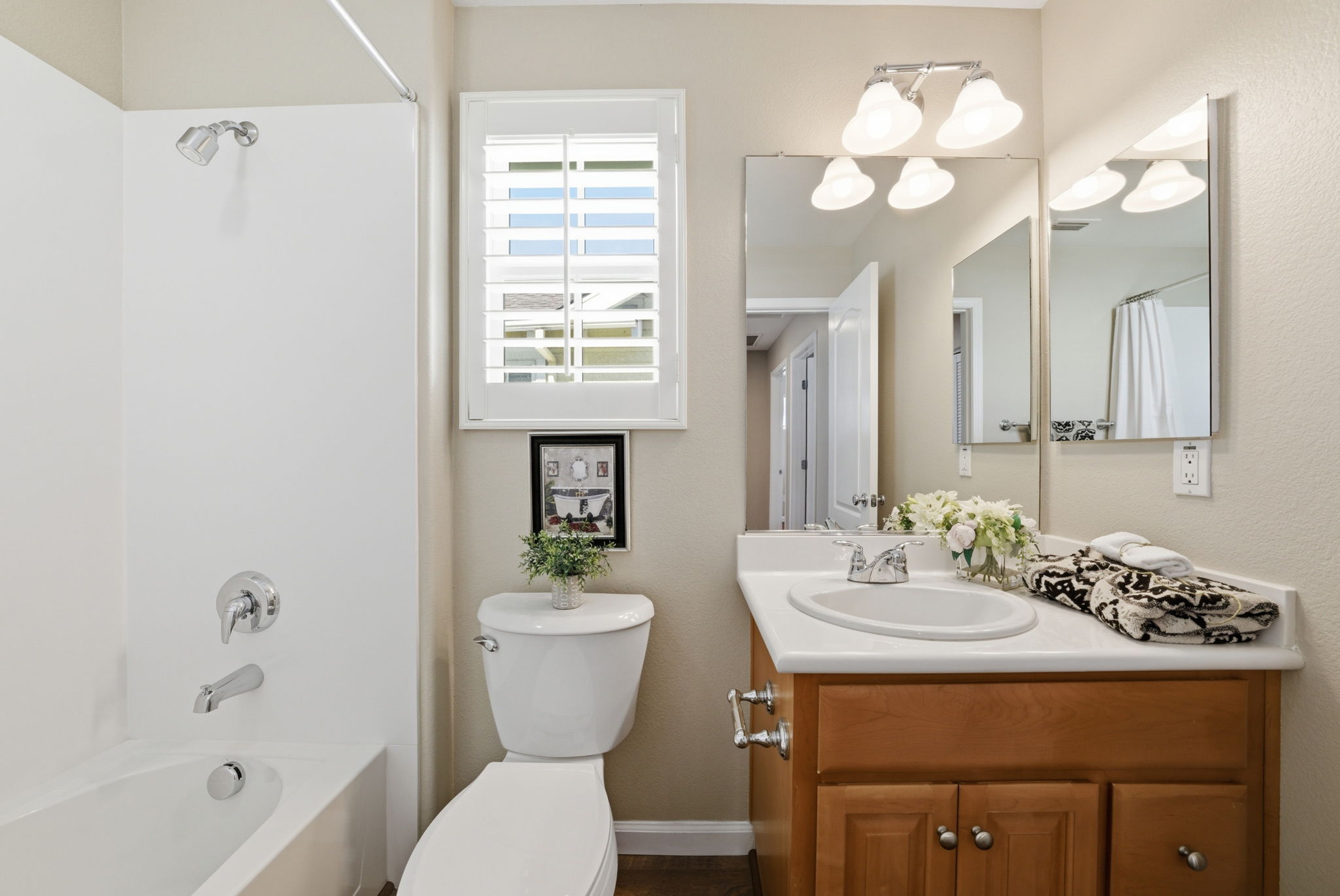 Hallway bathroom on 2nd floor