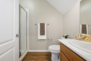 Full Bathroom on 3rd floor